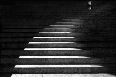 Licht und Schatten Treppen von Ekkachai Khemkum
