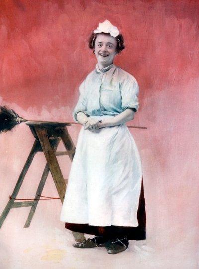 Louie Freear in The Lady Slavey, ca. 1902 von Ellis and Walery