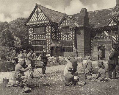 Eine Zeichenklasse in Speke Hall (s/w Foto) von English Photographer