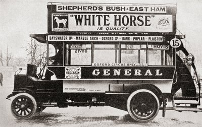 Ein Omnibus, ca. 1910, aus Die Geschichte von fünfundzwanzig Jahren, veröffentlicht 1935 von English Photographer