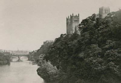 Durham Cathedral, von der Prebend Bridge von English Photographer
