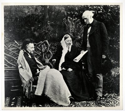 Florence Nightingale, Parthenope, Lady Verney und Sir Harry Verney im Claydon House von English Photographer