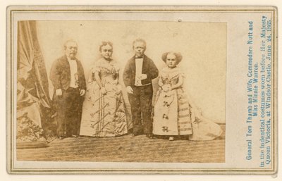 General Tom Thumb und seine Frau, Kommodore Nutt und Miss Minnie Warren von English Photographer