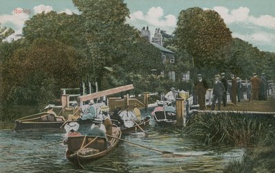 Goring - Bootfahren auf dem Fluss von English Photographer
