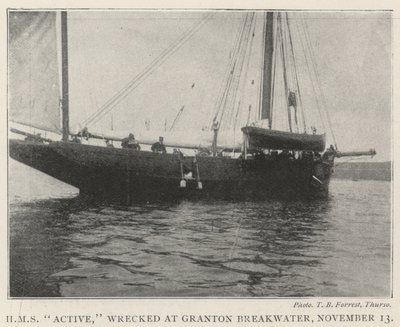 HMS Active, am Granton-Wellenbrecher am 13. November gestrandet von English Photographer