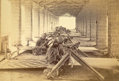 Weber im Gefängnis von Karachi, 1873 von English Photographer