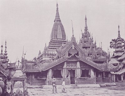 Khawn oder Baldachin vor der Pagode, Pagan von English Photographer
