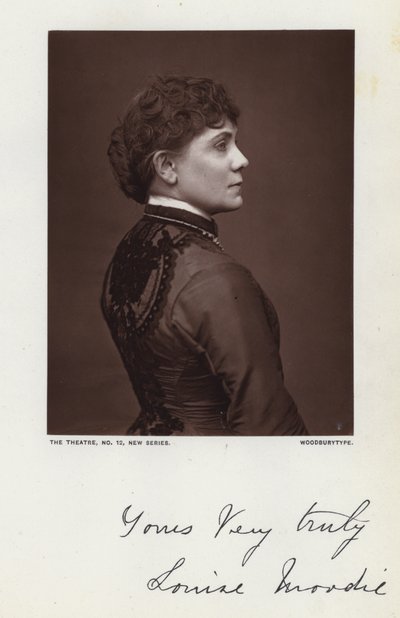 Louise Moodie (s/w Foto) von English Photographer