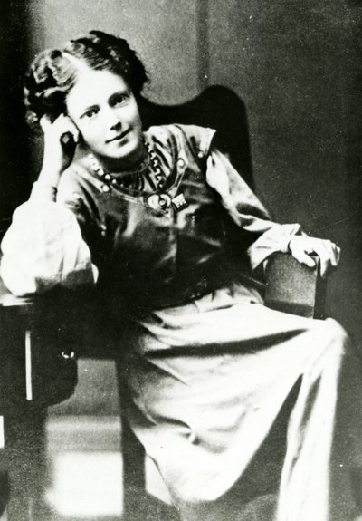 Porträt von Mary Eleanor Gawthorpe, ca. 1909 von English Photographer