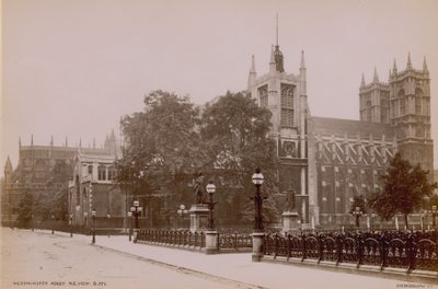 Postkarte mit einem Bild der nordöstlichen Ansicht der Westminster Abbey von English Photographer