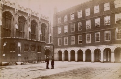 Postkarte mit dem Cloister Building und dem Inner Temple von English Photographer