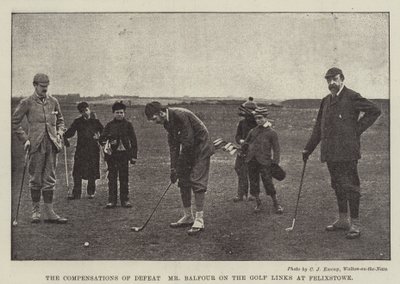 Die Entschädigungen der Niederlage, Mr. Balfour auf dem Golfplatz in Felixstowe von English Photographer