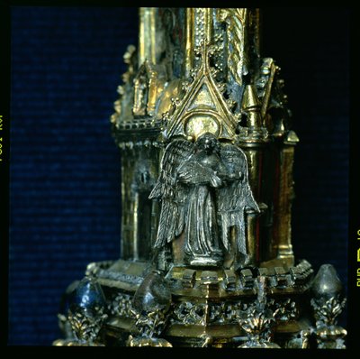 Engel, der eine Gitarre mit einem Plektrum spielt, Detail vom Krummstab von William of Wykeham (ca. 1320-1404) von English School