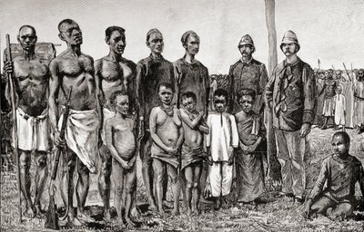 Pygmäen im Vergleich zu englischen Offizieren, Sudanesen und Sansibarern, 1890 von English School