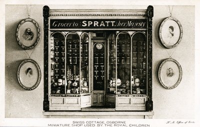 Spratt, Lebensmittelhändler Ihrer Majestät, Miniaturladen für die königlichen Kinder, Swiss Cottage, Osborne House, Isle of Wight von English School
