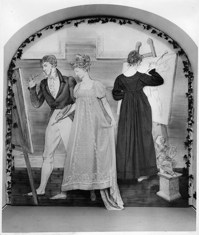Die Malstunde, Teil einer Ausstellung im Modemuseum mit zwei Tageskleidern, frühes 19. Jahrhundert von English School