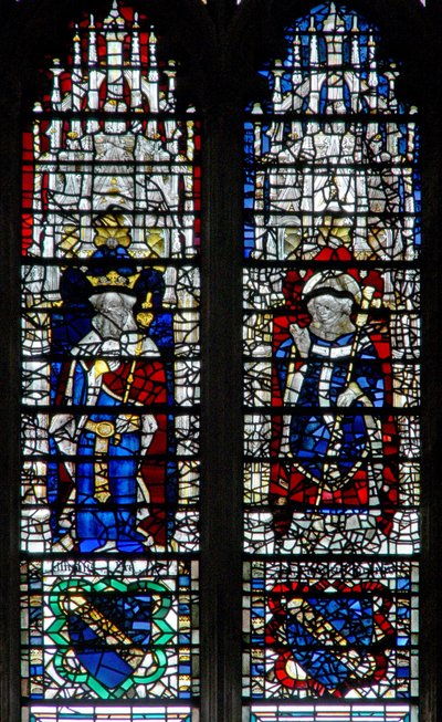 Fenster c19, König und Erzbischof darstellend von English School