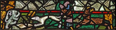 Fenster w40, Darstellung eines Randpanels mit Hirsch, Hund und Löwe von English School