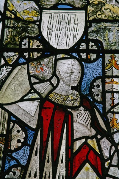 Fenster w6, Darstellung eines Stifters - Elizabeth Fitzwauter von English School