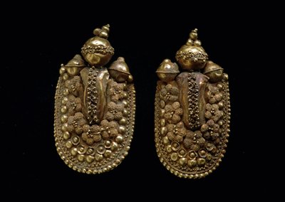 Etruskische Kunst: goldene Ohrringe Dim 6 cm. Florenz, Archäologisches Museum von Etruscan Etruscan