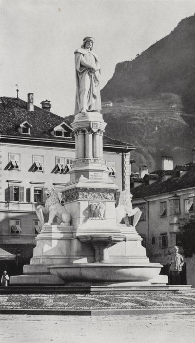Denkmal Walthers von der Vogelweide in Bozen von European Photographer