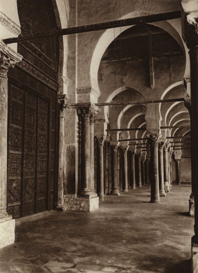 Kairuan, Teilansicht der Großen Moschee von European Photographer