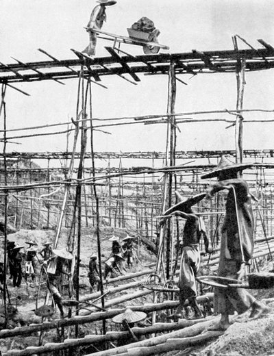 Primitive Methoden im reichsten Zinnbezirk der Welt, Taiping, China, 1936 von Ewing Galloway