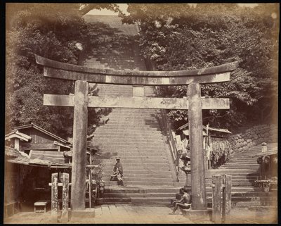 Eingang zum Schrein von Ataugo Yama, Yedo von Felice Beato