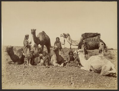 Rast der Kamelreiter in der Wüste von Félix Bonfils