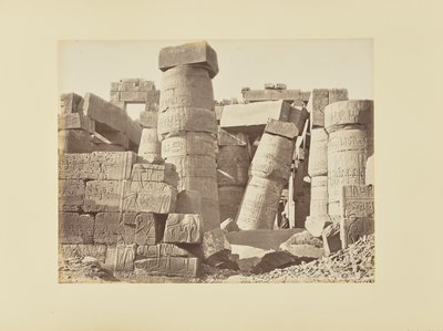 Karnak. Ruinen der Hypostylhalle, Innenansicht, Ägypten von Félix Bonfils