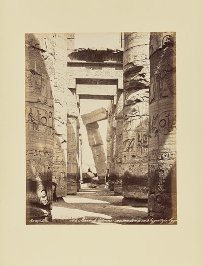 Karnak. Geneigte Säule in der Hypostylhalle, Ägypten von Félix Bonfils