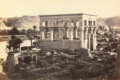 "Ägypten und Palästina": Pavillon des Trajan im monumentalen Komplex von Philae, Insel Agilkia, Umgebung von Assuan, Ägypten von Francis Frith