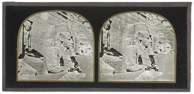 Ansicht der Fassade des großen Felsentempels von Abu Simbel in Nubien. von Francis Frith