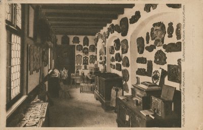 Elsässisches Museum mit Holzskulpturen von French Photographer