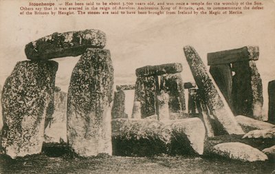 Stonehenge - Bronzezeitlicher Steinkreis, der der Folklore nach in der Regierungszeit von Aurelius Ambrosius, 490, errichtet wurde, um den Sieg der Briten über Hengist zu gedenken von French Photographer