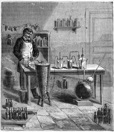Apparat von Eugene Soubeiran (1797-1858) zur Herstellung von Natron - Gravur in „Sciences à la portée de tous - Physik und Chemie für alle“ von Alexis Clerc - Ende des 19. Jahrhunderts - Private Sammlung. von French School