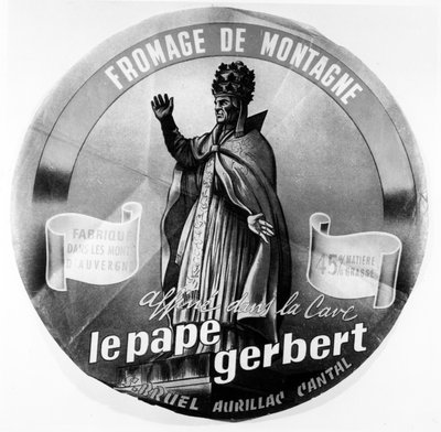 Etikett, das den Auvergnat-Papst Silvester II. für einen Bergkäse aus der Auvergne-Region in Frankreich darstellt von French School
