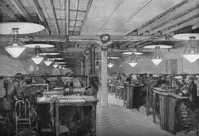 Raum der weiblichen Telegrafen im Zentralbüro des Ministeriums für Post und Telegrafen, beleuchtet mit elektrischem Licht durch Volta-Bogenlampen (System Cance), Paris 1883 von French School