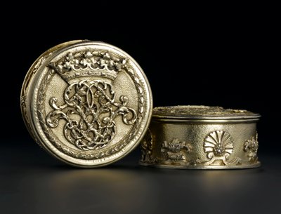 Silbervergoldete kleine runde Dose mit Deckel aus dem Lennoxlove-Toilettenset, im Besitz von Frances Teresa Stewart, Herzogin von Richmond und Lennox: Französisch, Paris, geprüft zwischen September 1672 und Oktober 1674 von French School
