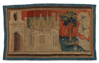 Wandteppichfragment, das eine gotische Kirche in einer Landschaft darstellt, aus der Apokalypse von Angers von French School