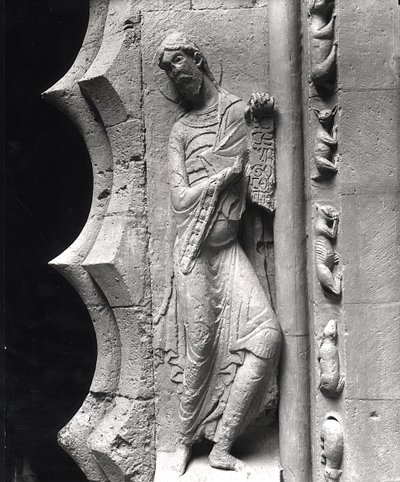 Der Prophet Jesaja, eine Phylakterie entrollend, aus dem Südportal, vor 1125 von French School