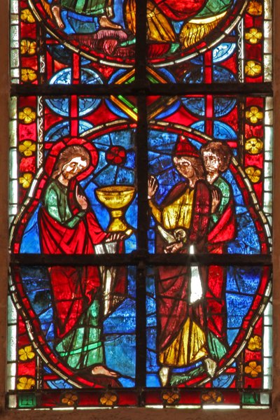 Fenster w210 zeigt St. Jakobus mit dem Magier Hermogenes und Philetus von French School