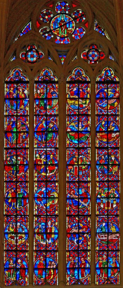 Fenster w211 zeigt das St. Denis und St. Vincent-Fenster von French School