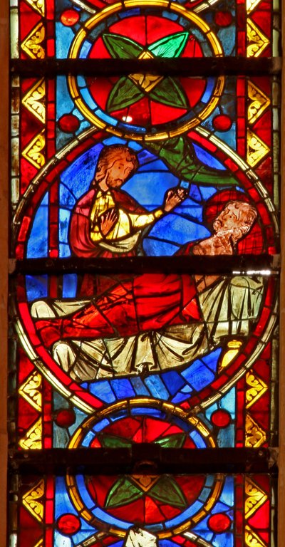 Fenster w213, Darstellung von Szenen aus dem Leben von St. Stephan und der Geschichte seiner Reliquien: Gamaliel erzählt Lucian im Traum den Ort der Beerdigung von Stephan von French School