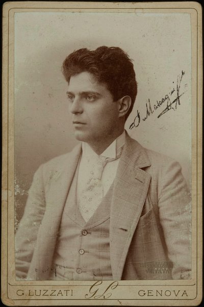 Porträt des Komponisten Pietro Mascagni 1863-1945, um 1890 von Genova . Photo studio Luzzati