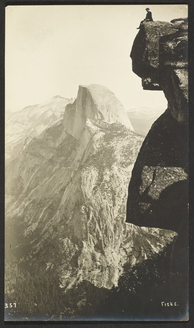Glacier Point (3200 Fuß) und Half Dome (5000 Fuß) von George Fiske