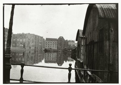 Blick von der Brücke auf die Prinzeninsel in Amsterdam von George Hendrik Breitner