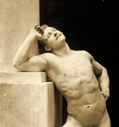 Eugen Sandow, in klassischer antiker griechisch-römischer Pose, ca. 1894 von George Steckel