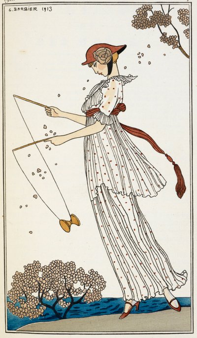 Eine Frau in einem bedruckten weißen Leinenkleid spielt mit einem Spielzeug von Georges Barbier