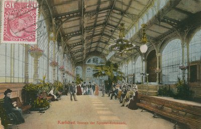 Karlsbad - innerhalb der Kolonnade. Postkarte gesendet 1913. von German Photographer